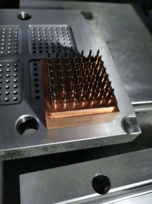 橡胶注射模具 2