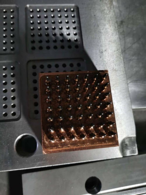 橡胶注射模具 2