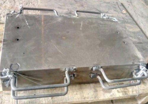 动车减震块模具